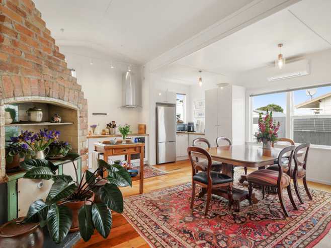 112 Fenton Street, Thames