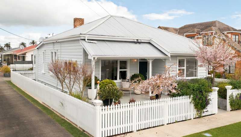 112 Fenton Street, Thames
