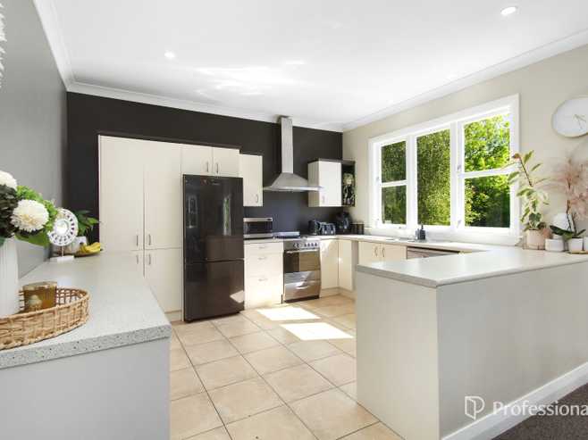 5 Kapuranga Grove, Stokes Valley
