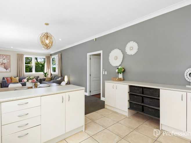 5 Kapuranga Grove, Stokes Valley