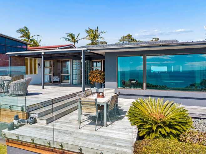 6 Durness Place, Red Beach