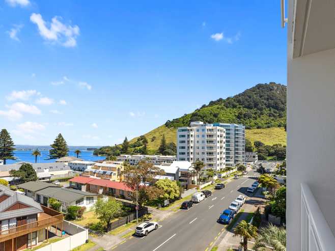 411/23 Maunganui Road (The Atrium), Mount Maunganui