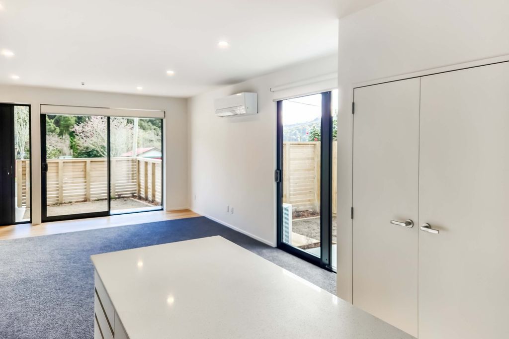 Modern & Low-Maintenance 3-Bedroom Townhouse with EV Charging 3