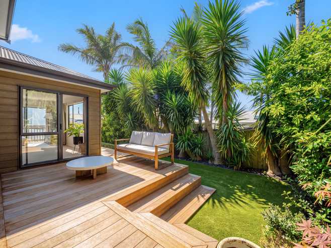 2/23 Stafford Road, Northcote Point
