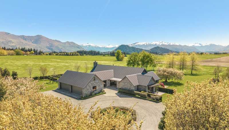 38 Sarginson Lane, Wanaka