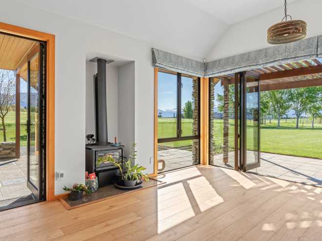 38 Sarginson Lane, Wanaka