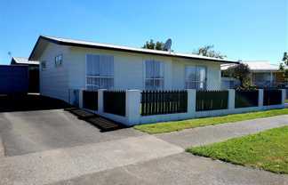 21 Duckworth Crescent, Greenmeadows