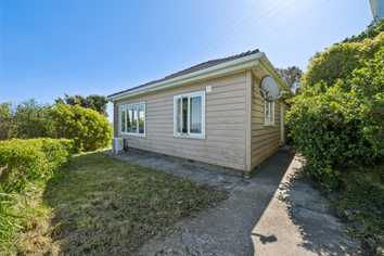 111 Black Rock Road, Newlands