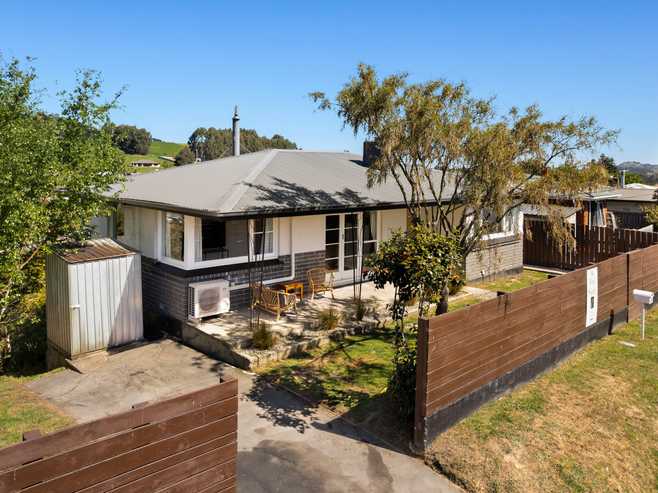 15 Westland Street, Green Island