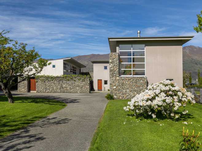 23 Waimana Place, Wanaka