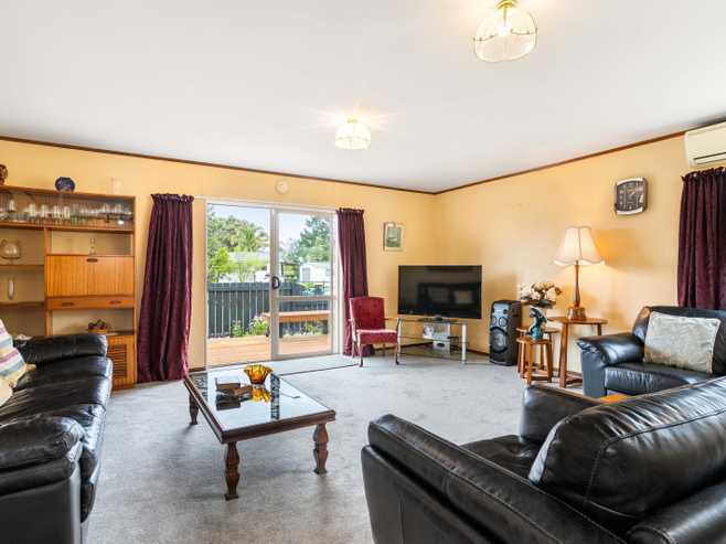 112a Sharyn Place, Whangamata