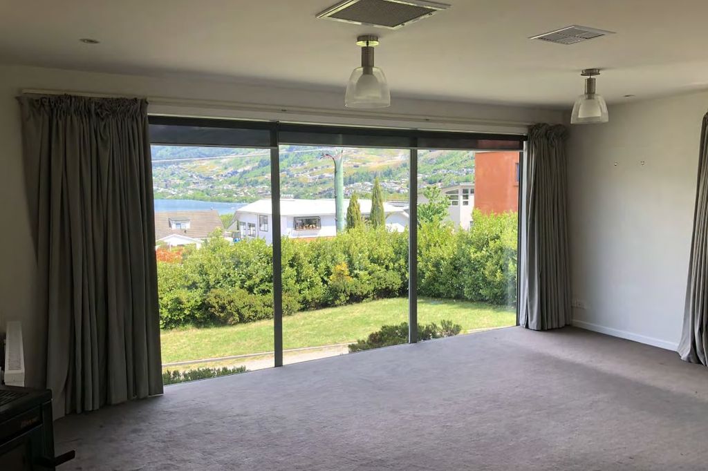 3 Bedroom, 1.5 Bathroom Home in Frankton 4