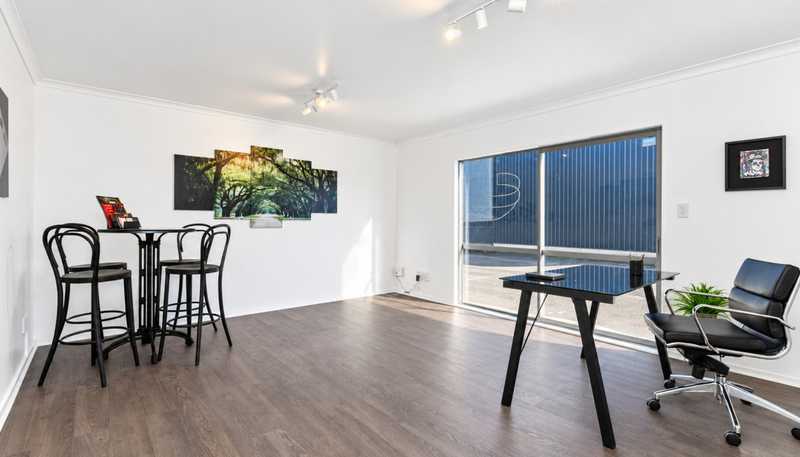 Unit 2, 57 Te Okuroa Drive, Papamoa