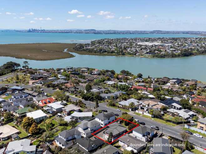 140 Luckens Road, West Harbour