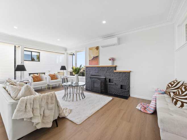140 Luckens Road, West Harbour