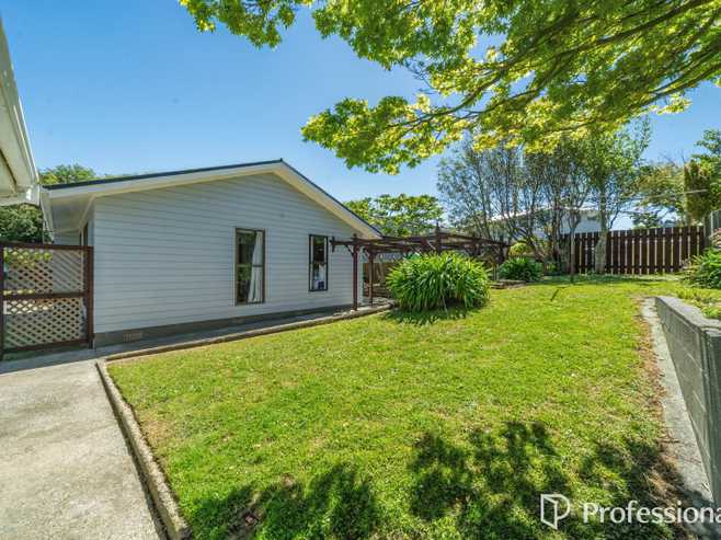 206 Major Drive, Kelson