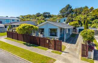 206 Major Drive, Kelson