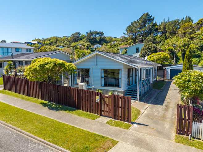 206 Major Drive, Kelson