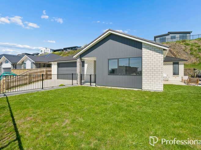 63 Ken Douglas Drive, Aotea