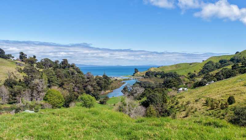 61 Waikawau Valley Road, Kereta