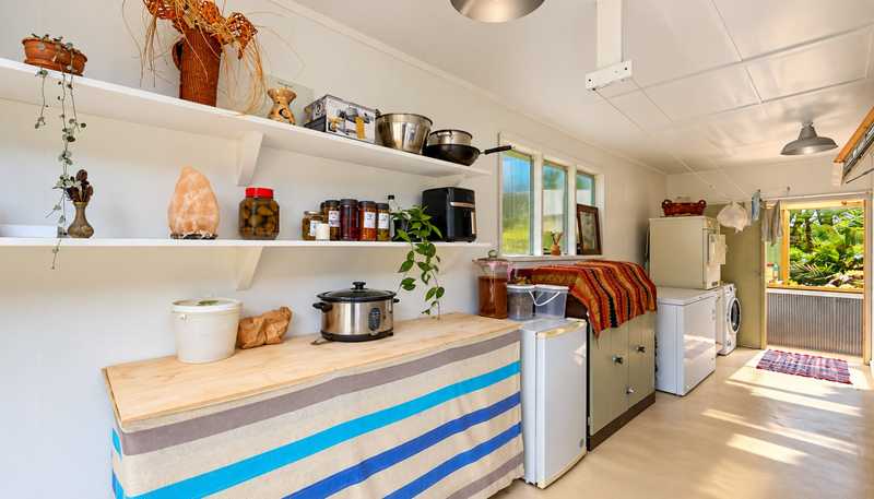 61 Waikawau Valley Road, Kereta