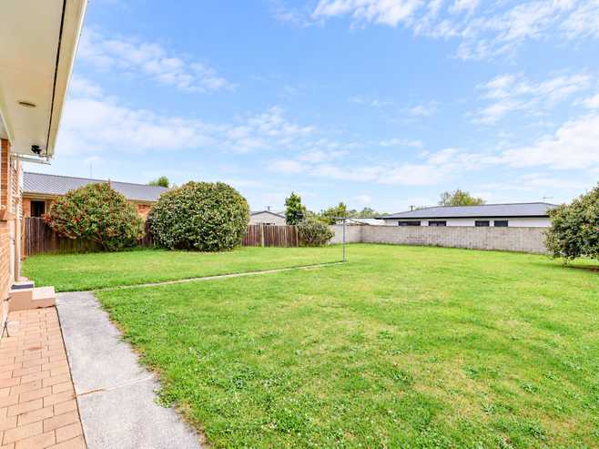 24 Larnach Street, Saint Andrews