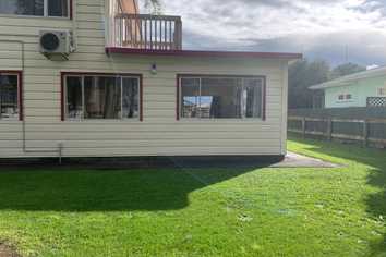 2/196 Kimbolton Road, Feilding