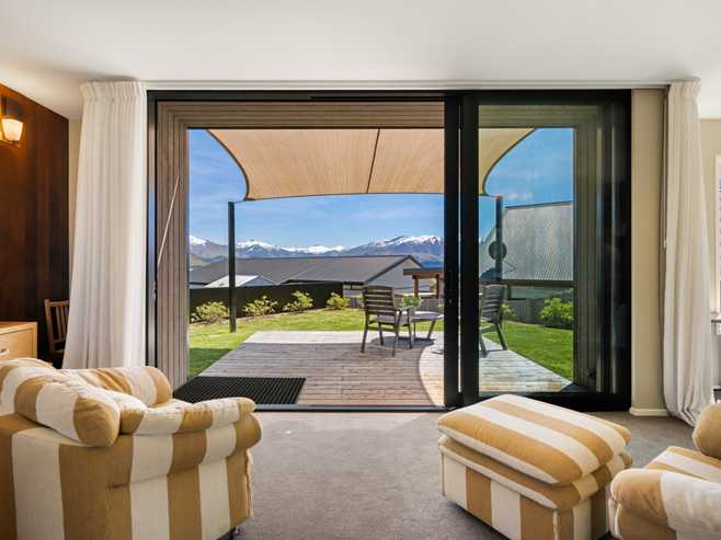17 Landsborough Lane, Wanaka