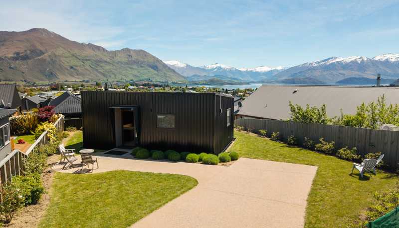 17 Landsborough Lane, Wanaka