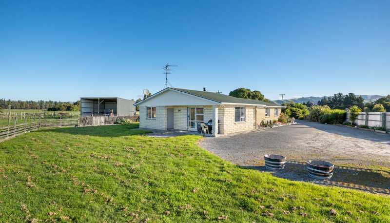 687 Dillons Point Road, Blenheim