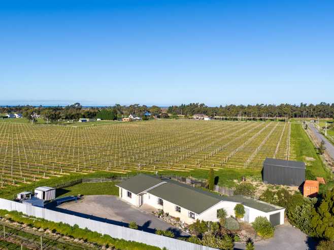 687 Dillons Point Road, Blenheim