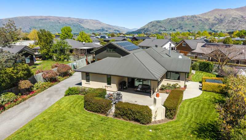 3 Bevan Place, Wanaka