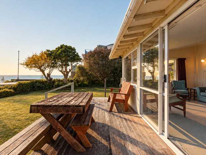 22 Roy Terrace, Moturoa