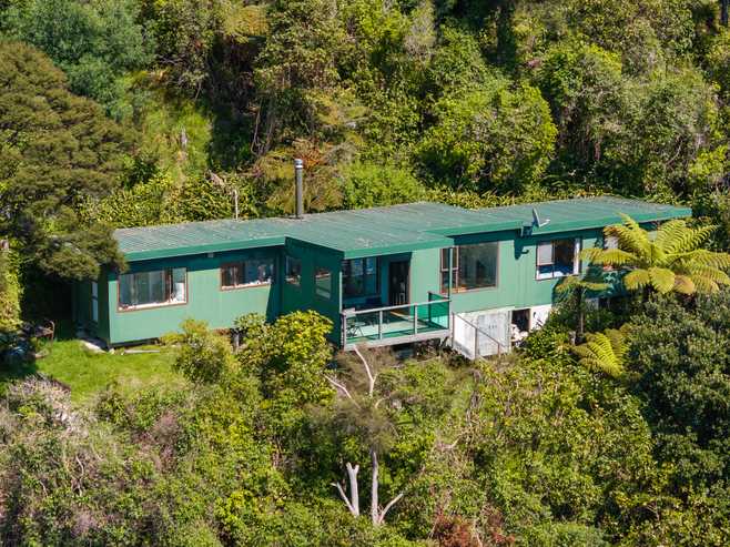 110 Lochmara Bay, Queen Charlotte Sound