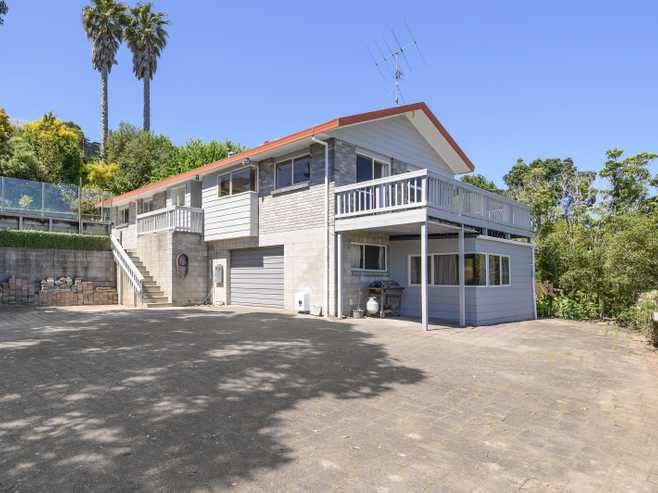31 Carlton Street, Bellevue