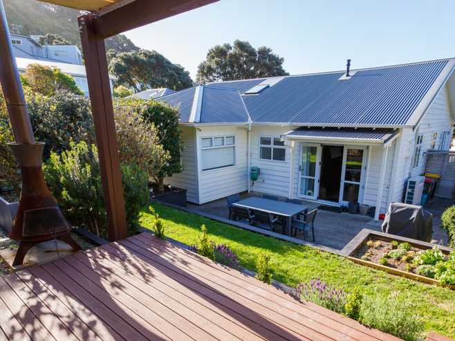 2 Berwick Grove, Seatoun