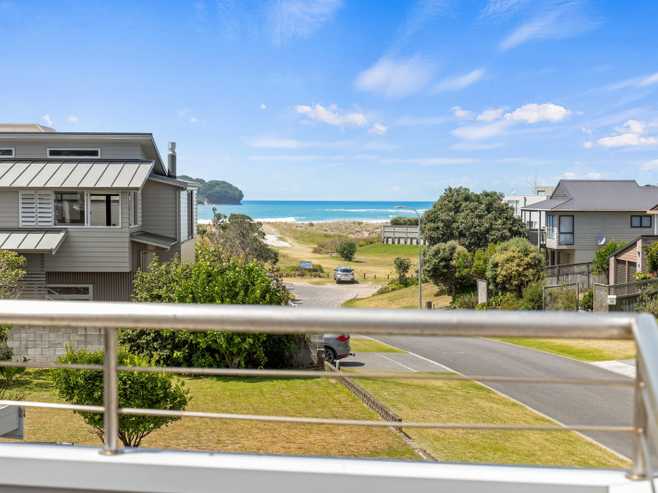 106 Saint Patricks Row, Whangamata