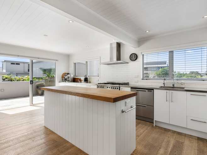 106 Saint Patricks Row, Whangamata