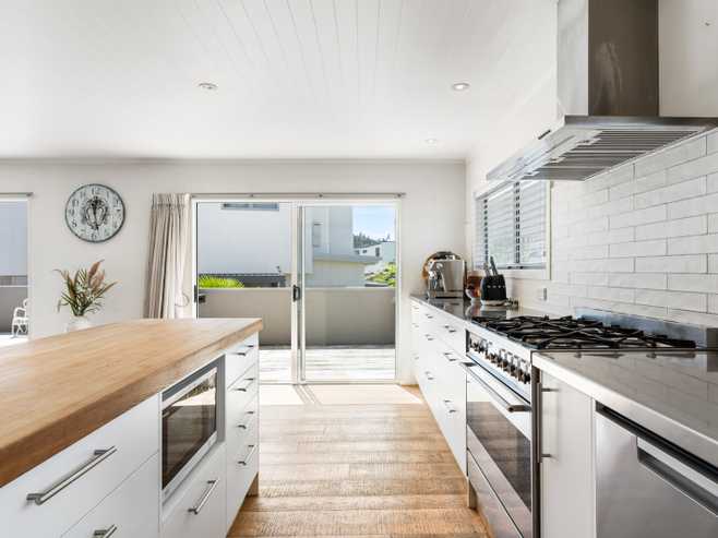 106 Saint Patricks Row, Whangamata