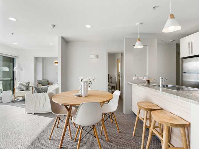 303/4 Wagener Place, Mount Albert