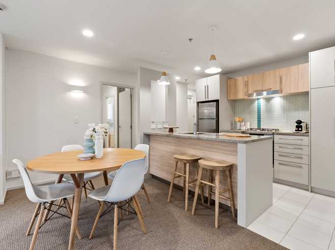303/4 Wagener Place, Mount Albert