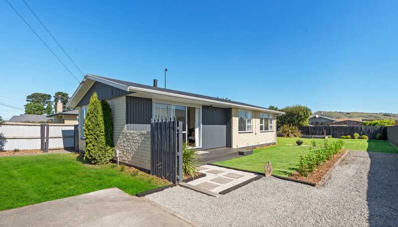 21 Maces Road, Bromley