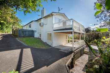 1/19 Hebron Road, Waiake