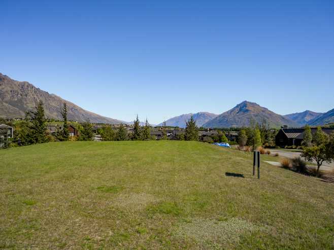 2-16 Cunninghams Drive, Jacks Point