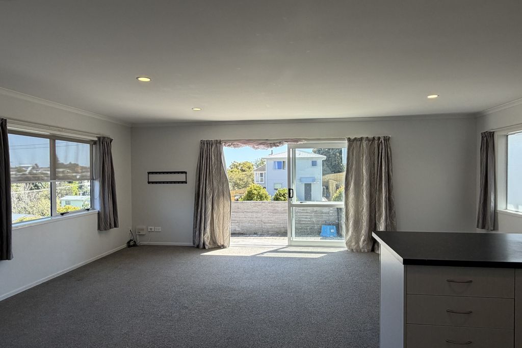 Family Home in Handy Location 3