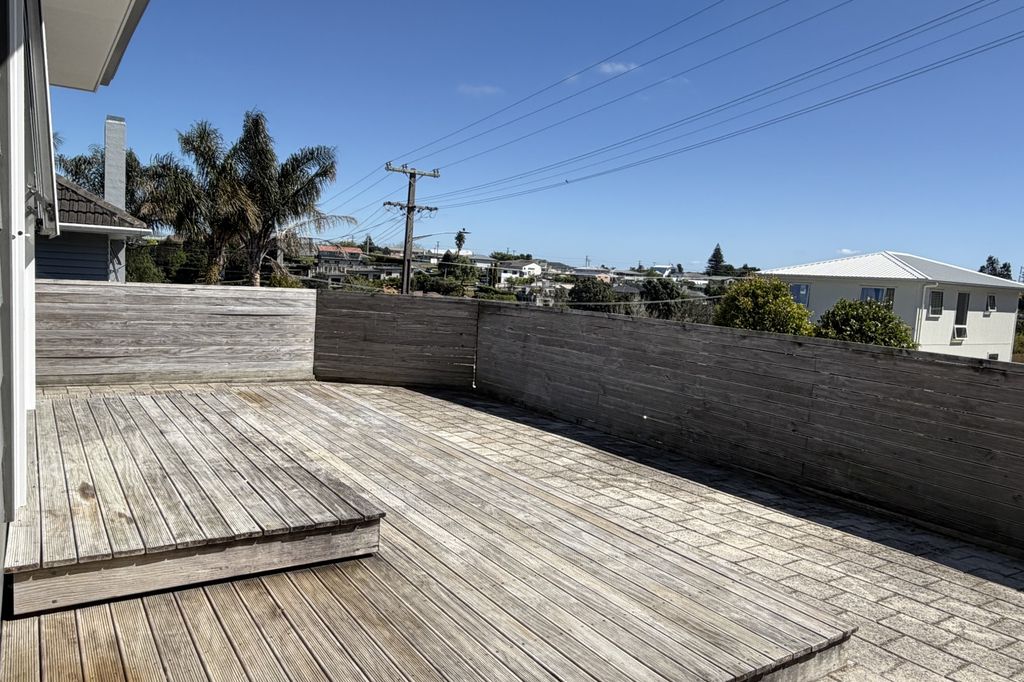 Family Home in Handy Location 5