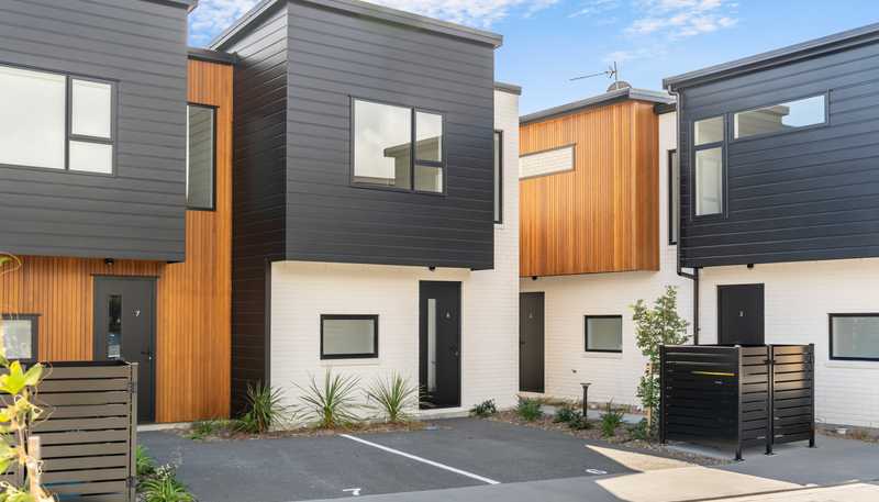 6/90 Knights Road, Hutt Central