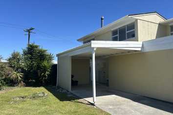 1/2  Percy Street, Blenheim Central