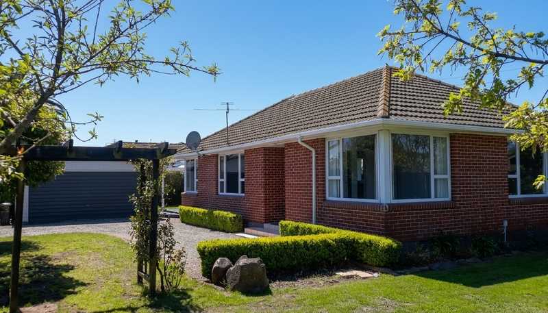 166  Beach Road, North New Brighton