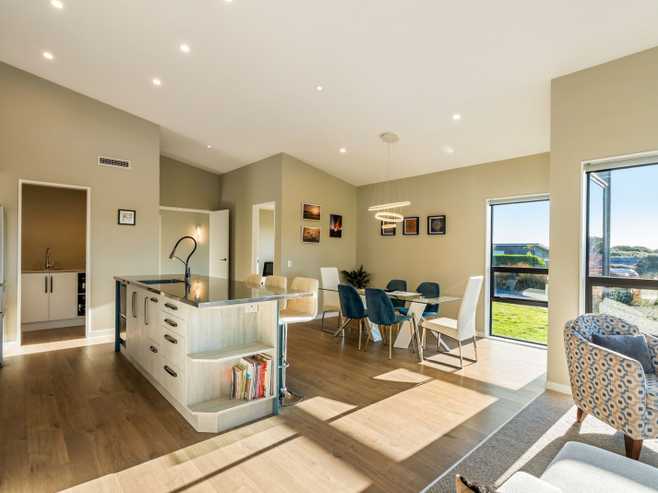 15 Te Heke Place, Waikanae